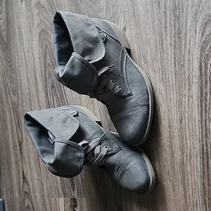 Womens rocket dog booties